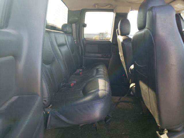 Photo 10 from auction – 2004 CHEVROLET SILVERADO with VIN 1GCEK19T54E179258
