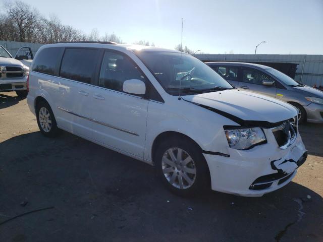 Photo 4 from auction – 2015 CHRYSLER TOWN & COU with VIN 2C4RC1BG2FR626372