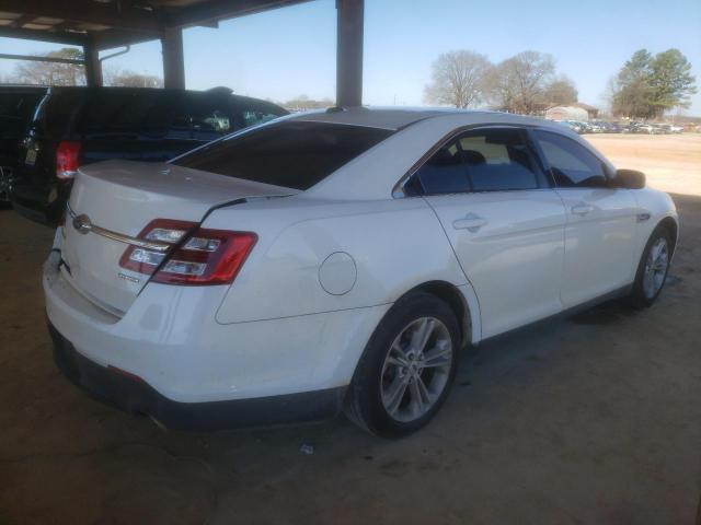 Photo 3 from auction – 2015 FORD TAURUS SE with VIN 1FAHP2D88FG159686