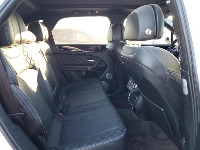Photo 10 from auction – 2018 BENTLEY BENTAYGA with VIN SJAAC2ZV5JC018467