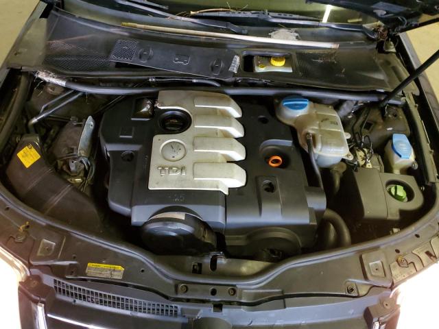 Photo 11 from auction – 2005 VOLKSWAGEN PASSAT with VIN WVWAE63BX5P058508