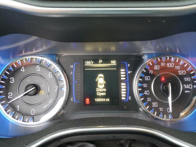Photo 9 from auction – 2016 CHRYSLER 200 LIMITE with VIN 1C3CCCAB2GN192786