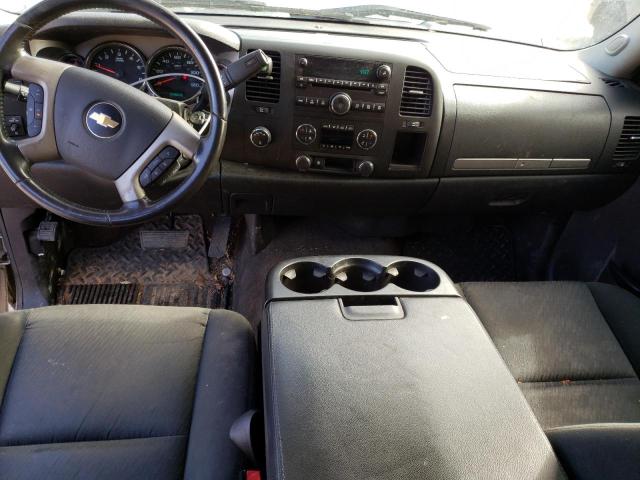 Photo 8 from auction – 2011 CHEVROLET SILVER1500 with VIN 3GCPKSE35BG312305