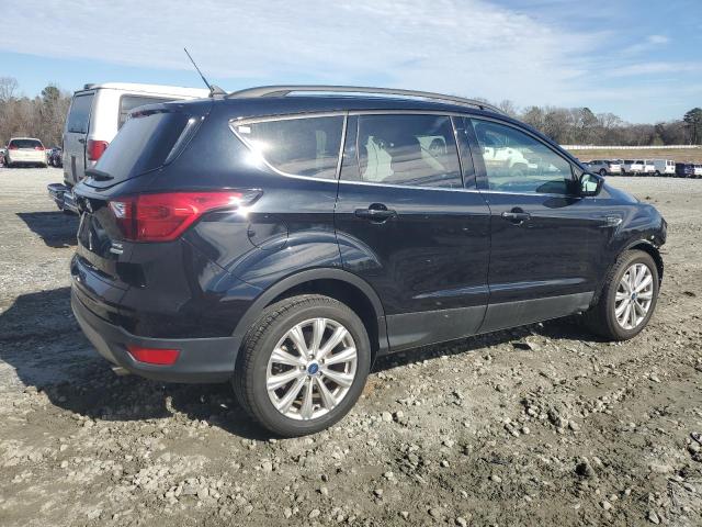 Photo 3 from auction – 2019 FORD ESCAPE SEL with VIN 1FMCU0HD0KUC19590