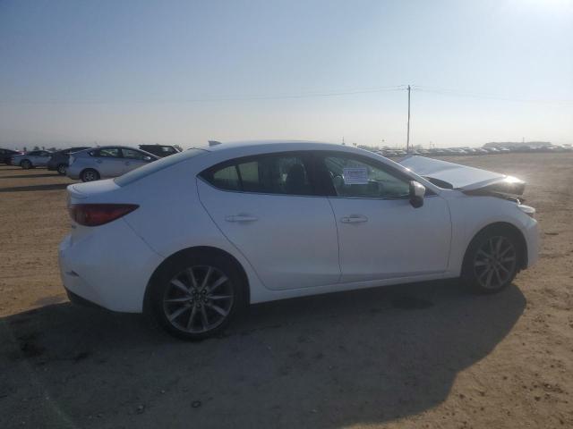 Photo 3 from auction – 2018 MAZDA 3 TOURING with VIN 3MZBN1V38JM189642