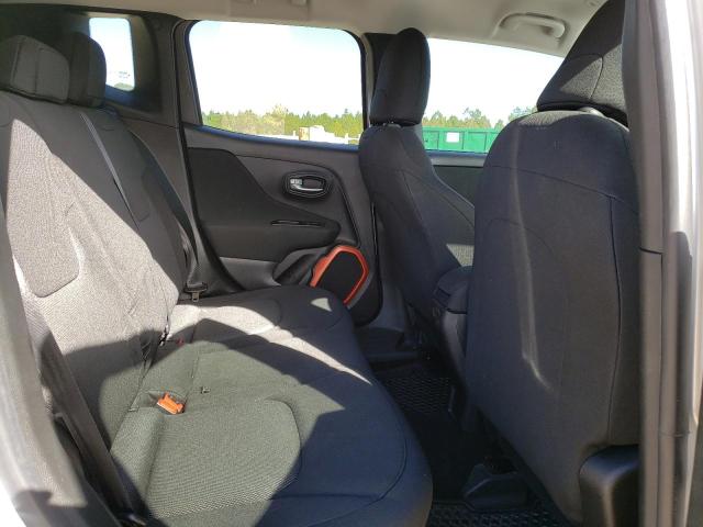 Photo 10 from auction – 2018 JEEP RENEGADE S with VIN ZACCJBAB6JPH38063