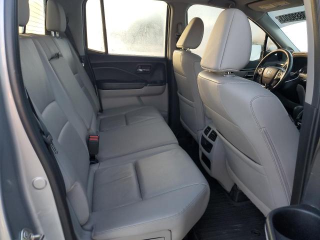 Photo 10 from auction – 2017 HONDA RIDGELINE with VIN 5FPYK3F76HB028005