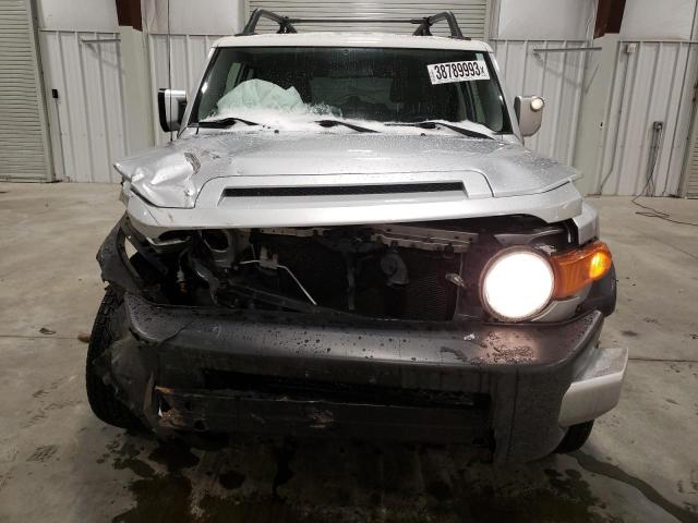 Photo 5 from auction – 2008 TOYOTA FJ CRUISER with VIN JTEBU11F08K032304