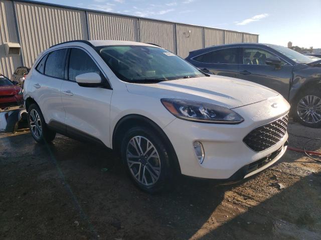 Photo 4 from auction – 2020 FORD ESCAPE SEL with VIN 1FMCU0H63LUB45309