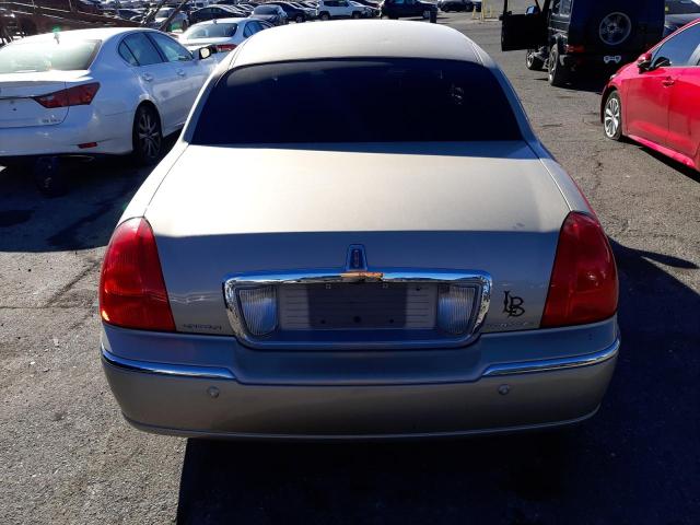 Photo 6 from auction – 2004 LINCOLN TOWN CAR E with VIN 1LNHM81W04Y639359