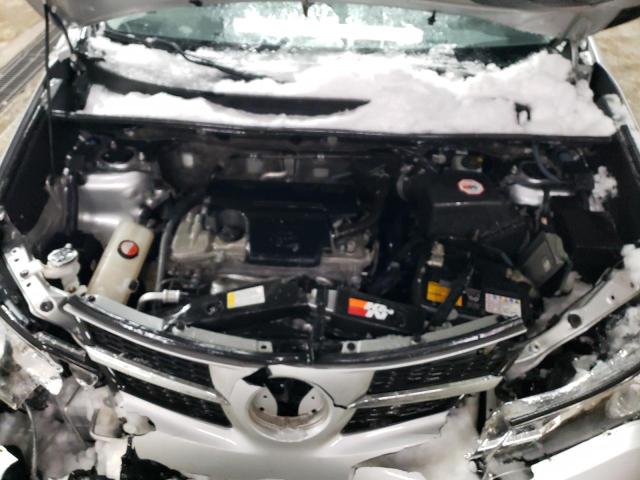 Photo 12 from auction – 2015 TOYOTA RAV4 LE with VIN JTMBFREVXFJ035650