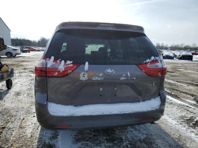 Photo 6 from auction – 2017 TOYOTA SIENNA LE with VIN 5TDJZ3DC8HS152245