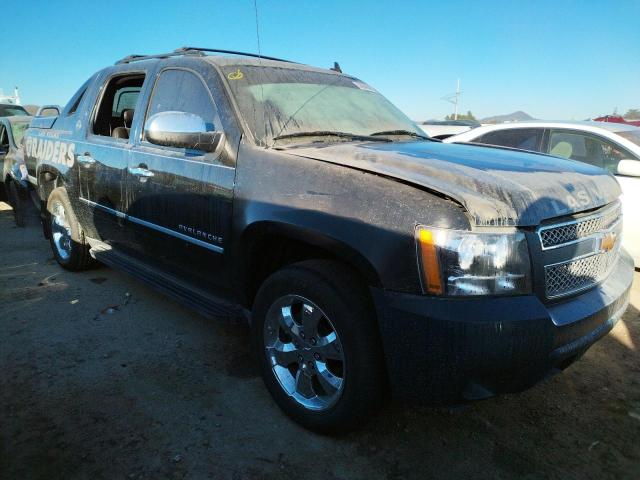 Photo 4 from auction – 2013 CHEVROLET AVALANCHE with VIN 3GNTKGE71DG117729