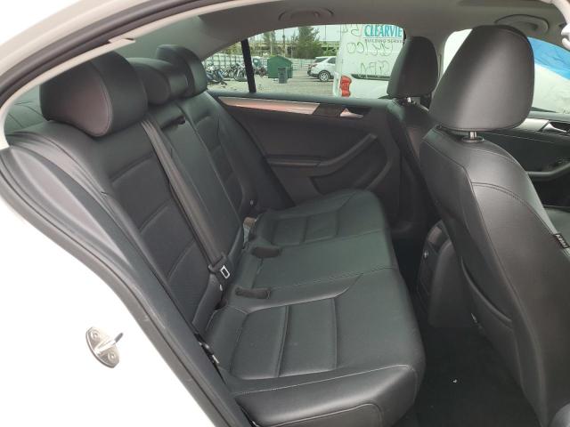 Photo 10 from auction – 2017 VOLKSWAGEN JETTA SE with VIN 3VWDB7AJ9HM326154