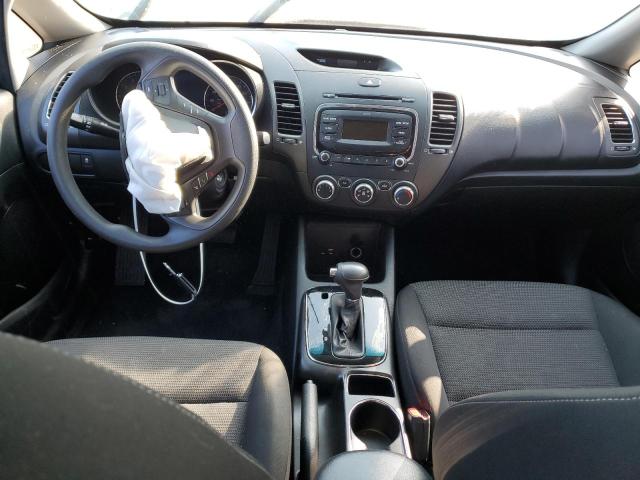 Photo 8 from auction – 2017 KIA FORTE LX with VIN 3KPFK4A77HE073859