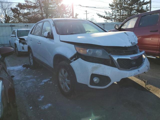Photo 4 from auction – 2013 KIA SORENTO LX with VIN 5XYKT4A10DG418959