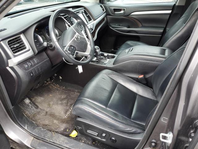 Photo 7 from auction – 2018 TOYOTA HIGHLANDER with VIN 5TDJZRFH9JS830390