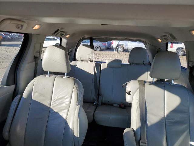 Photo 10 from auction – 2011 TOYOTA SIENNA XLE with VIN 5TDYK3DC6BS152349