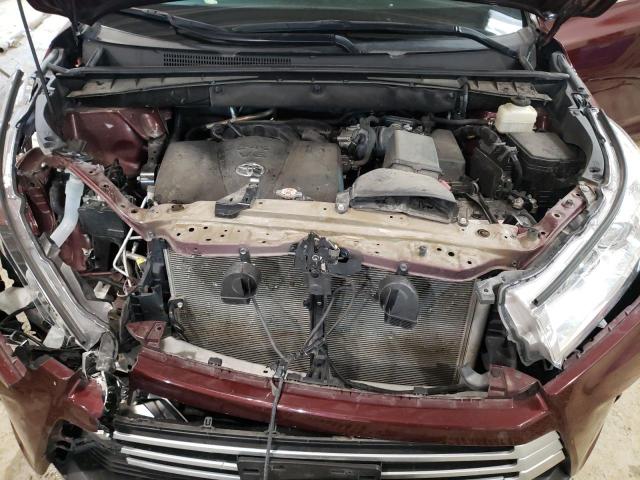 Photo 12 from auction – 2018 TOYOTA HIGHLANDER with VIN 5TDJZRFH1JS833901