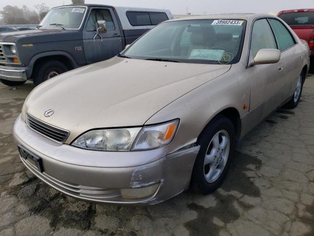 LEXUS ES 300 1998 with VIN JT8BF28G0W0138309 - Photo from auction
