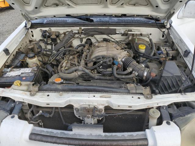 Photo 11 from auction – 2001 NISSAN FRONTIER C with VIN 1N6ED27T31C385671