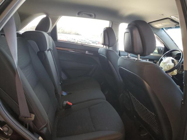 Photo 11 from auction – 2015 KIA SORENTO LX with VIN 5XYKT4A60FG567192