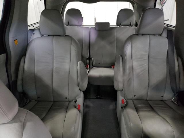 Photo 10 from auction – 2012 TOYOTA SIENNA XLE with VIN 5TDDK3DC3CS042679