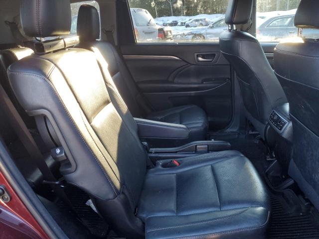 Photo 11 from auction – 2018 TOYOTA HIGHLANDER with VIN 5TDDZRFH8JS869842