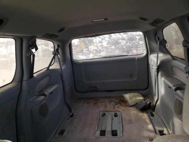 Photo 10 from auction – 2001 TOYOTA SIENNA CE with VIN 4T3ZF19C81U396412