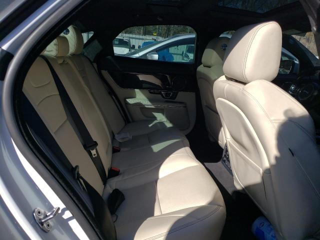 Photo 10 from auction – 2015 JAGUAR XJ with VIN SAJWA1CZ1F8V87411