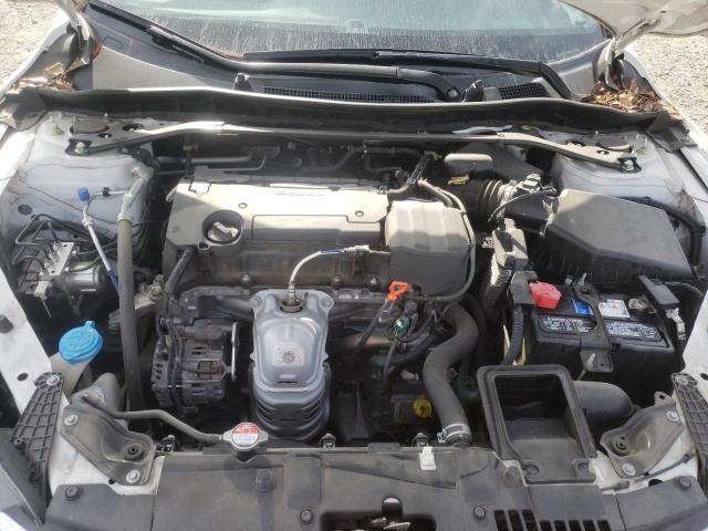 Photo 11 from auction – 2015 HONDA ACCORD SPO with VIN 1HGCR2F50FA220678