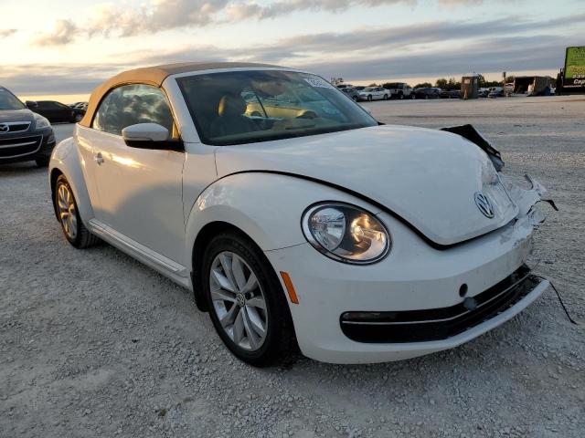 Photo 4 from auction – 2014 VOLKSWAGEN BEETLE with VIN 3VW5L7ATXEM807903