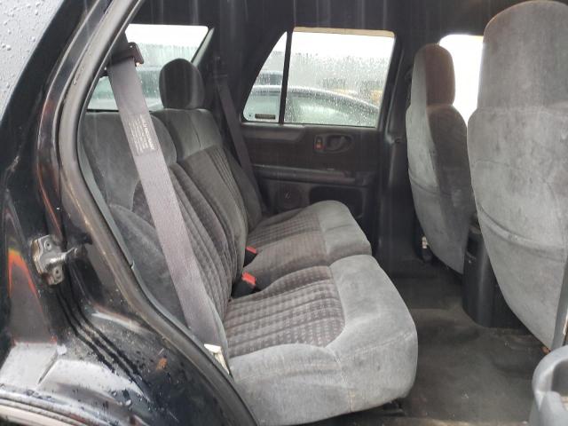 Photo 11 from auction – 1998 CHEVROLET BLAZER with VIN 1GNDT13W4W2257312