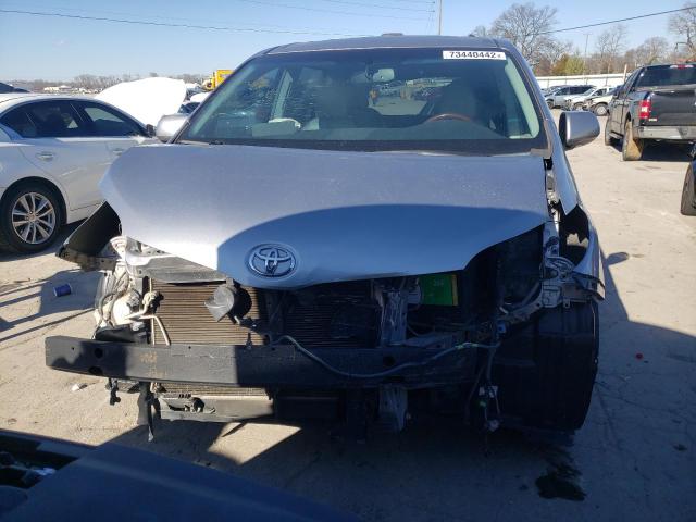 Photo 5 from auction – 2012 TOYOTA SIENNA XLE with VIN 5TDYK3DC4CS254587