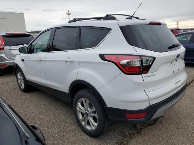 Photo 2 from auction – 2017 FORD ESCAPE SE with VIN 1FMCU9GD0HUB90266