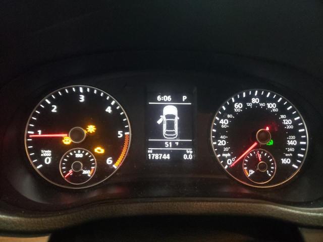 Photo 9 from auction – 2015 VOLKSWAGEN PASSAT SE with VIN 1VWBV7A35FC022186