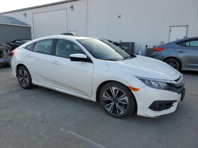 Photo 4 from auction – 2018 HONDA CIVIC EX with VIN JHMFC1F33JX004043