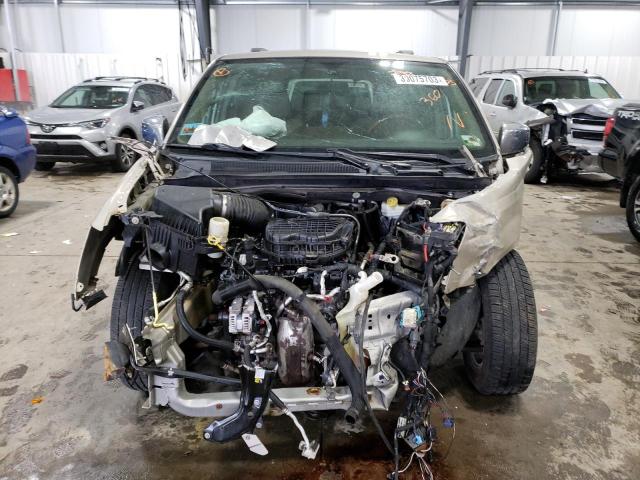 Photo 5 from auction – 2012 CHRYSLER TOWN & COU with VIN 2C4RC1GG8CR395028