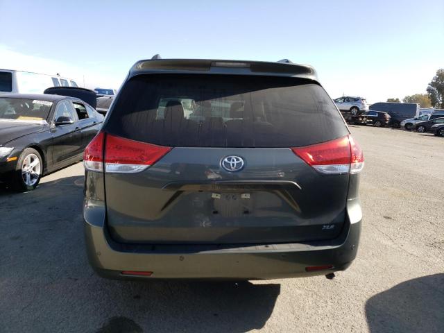 Photo 6 from auction – 2014 TOYOTA SIENNA XLE with VIN 5TDYK3DC7ES448906