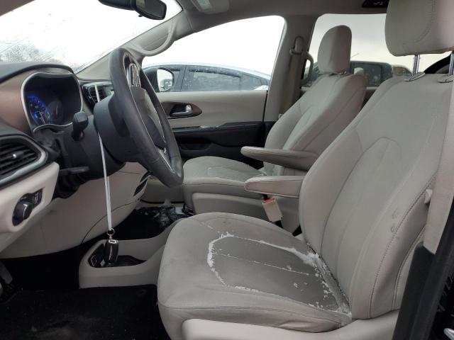 Photo 7 from auction – 2017 CHRYSLER PACIFICA L with VIN 2C4RC1CG1HR552301