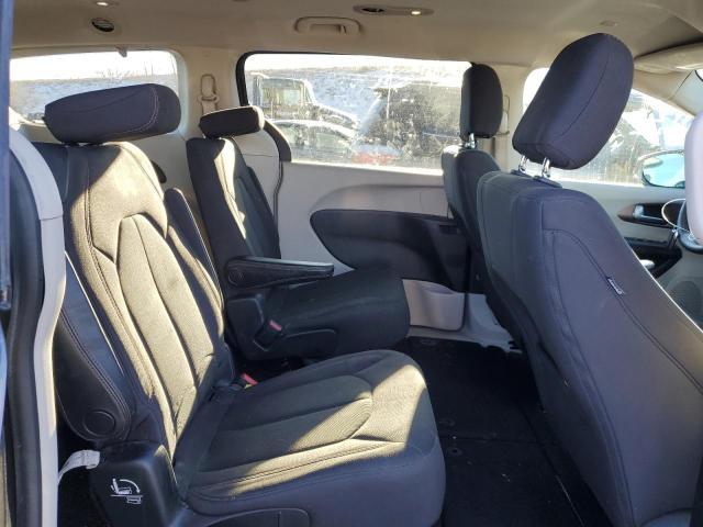 Photo 11 from auction – 2017 CHRYSLER PACIFICA T with VIN 2C4RC1DGXHR722007