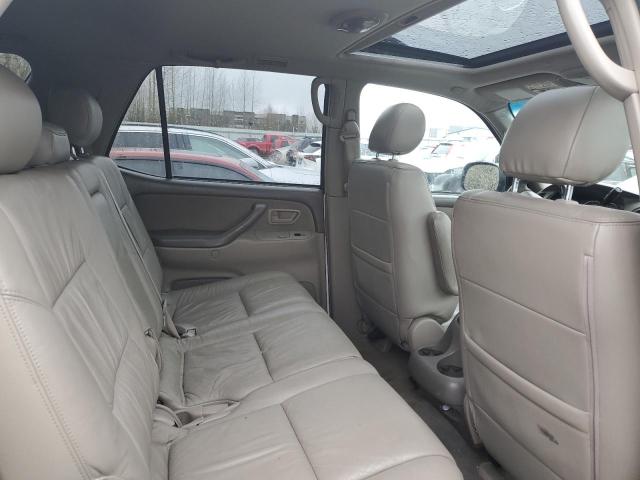 Photo 11 from auction – 2005 TOYOTA SEQUOIA with VIN 5TDBT44A75S243710