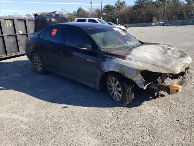 Photo 4 from auction – 2015 VOLKSWAGEN PASSAT S with VIN 1VWAT7A35FC053732