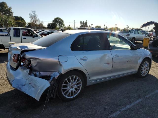 Photo 3 from auction – 2009 VOLKSWAGEN JETTA WOLF with VIN 3VWRA71K29M040293
