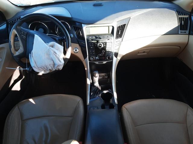 Photo 8 from auction – 2011 HYUNDAI SONATA SE with VIN 5NPEC4AC5BH113011