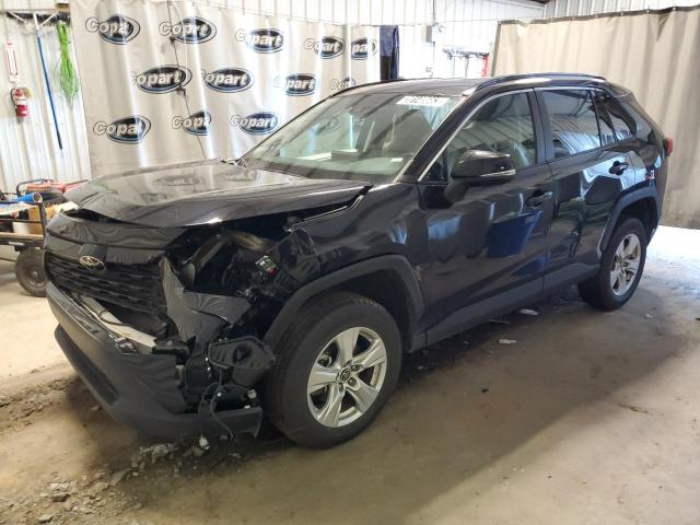 TOYOTA RAV4 XLE 2021 with VIN 2T3W1RFV4MW156865 - Photo from auction