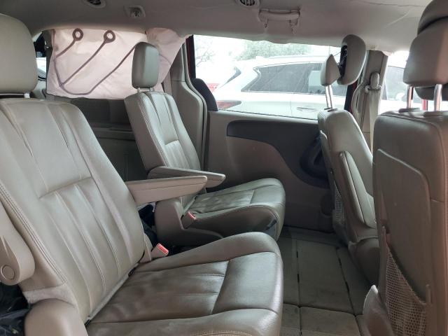Photo 11 from auction – 2014 CHRYSLER TOWN & COU with VIN 2C4RC1BG9ER398580