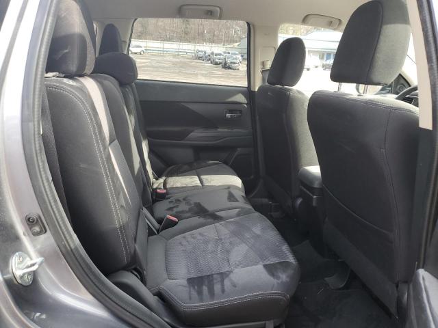 Photo 11 from auction – 2018 MITSUBISHI OUTLANDER with VIN JA4AZ3A32JJ002133