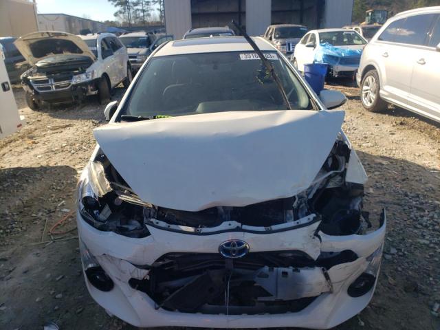 Photo 5 from auction – 2015 TOYOTA PRIUS C with VIN JTDKDTB32F1094343