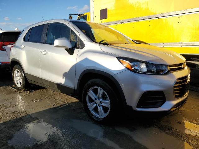 Photo 4 from auction – 2020 CHEVROLET TRAX LS with VIN 3GNCJKSB3LL197393